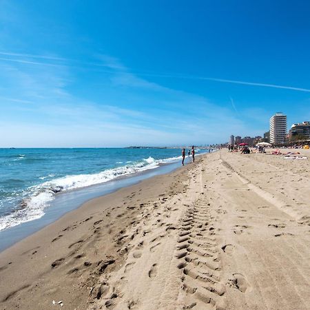 Boliches Center Apartment Next To The Beach, Parking, Pool & Terrace Fuengirola Bagian luar foto